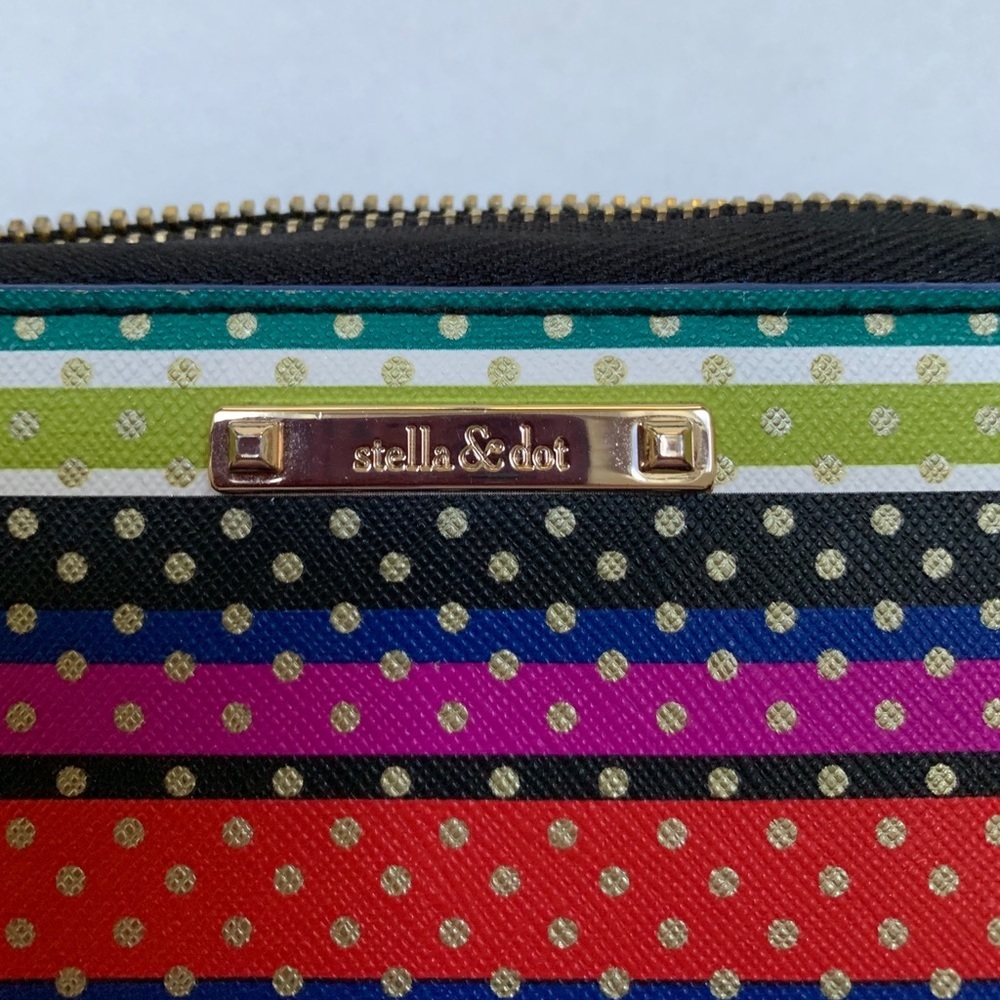 Stella &Dot wallet new without tags - Picture 2 of 4
